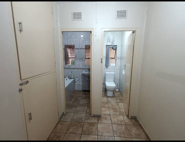 3 BEDROOM HOUSE FOR SALE IN VANDERBIJLPARK SE 1